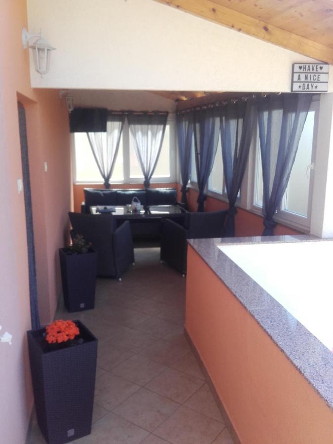 Maremy Apartamento Zadar Exterior foto