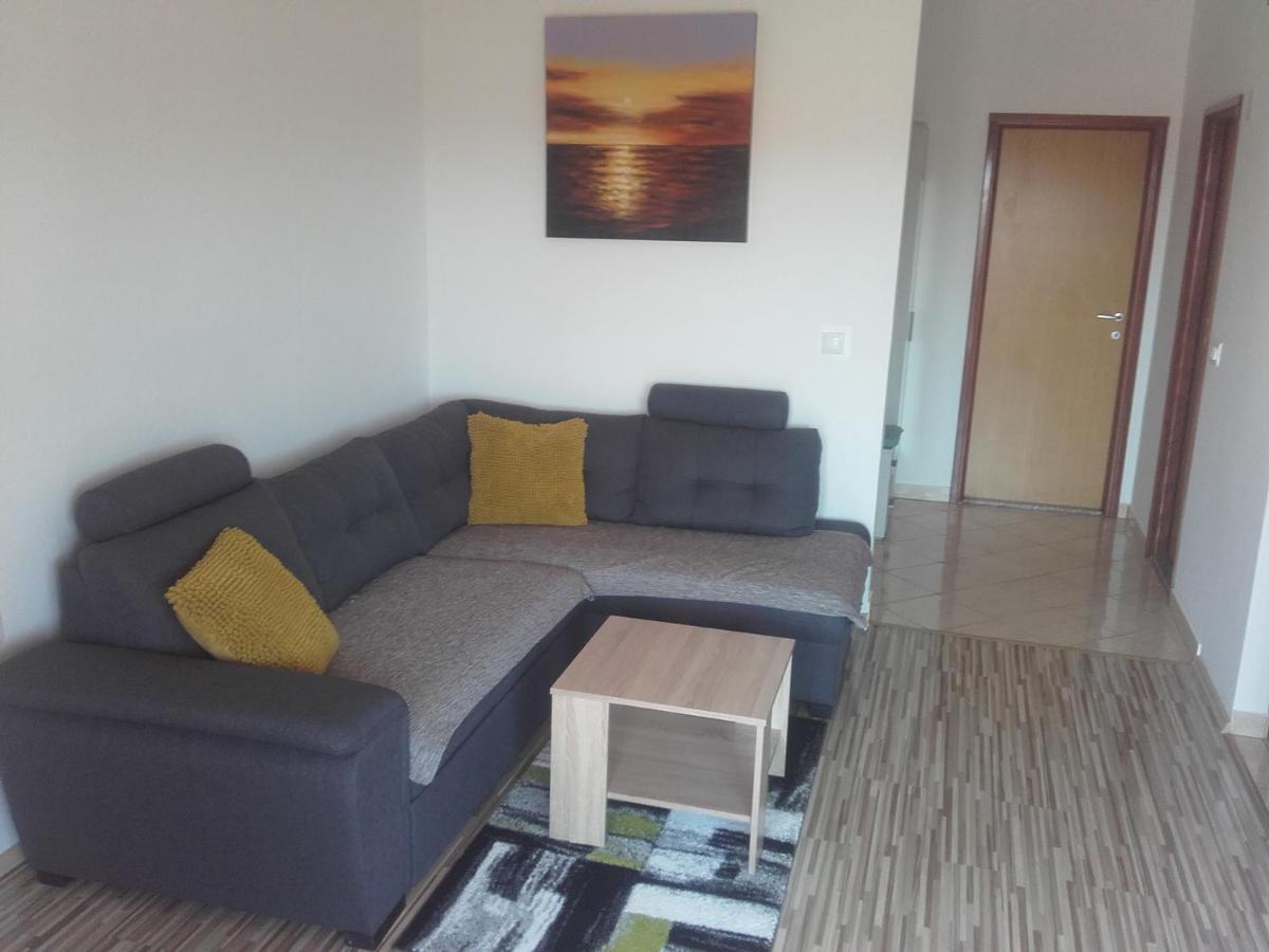 Maremy Apartamento Zadar Exterior foto