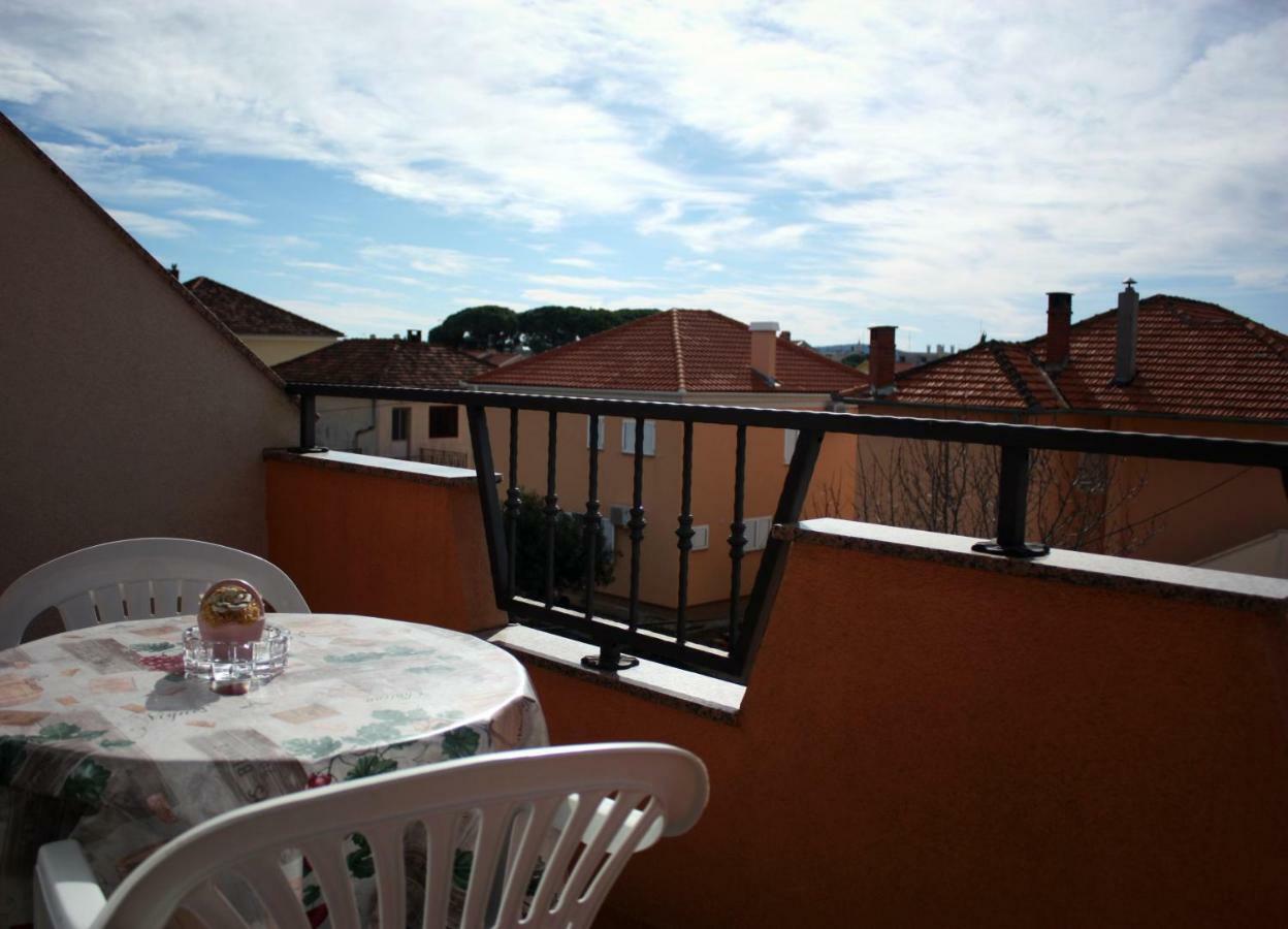 Maremy Apartamento Zadar Exterior foto